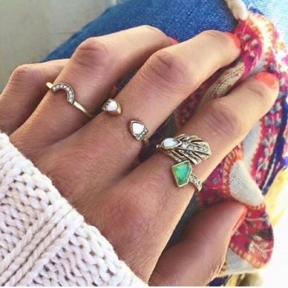 Jewelry | Open cuff opal ring - Picture 1 of 4